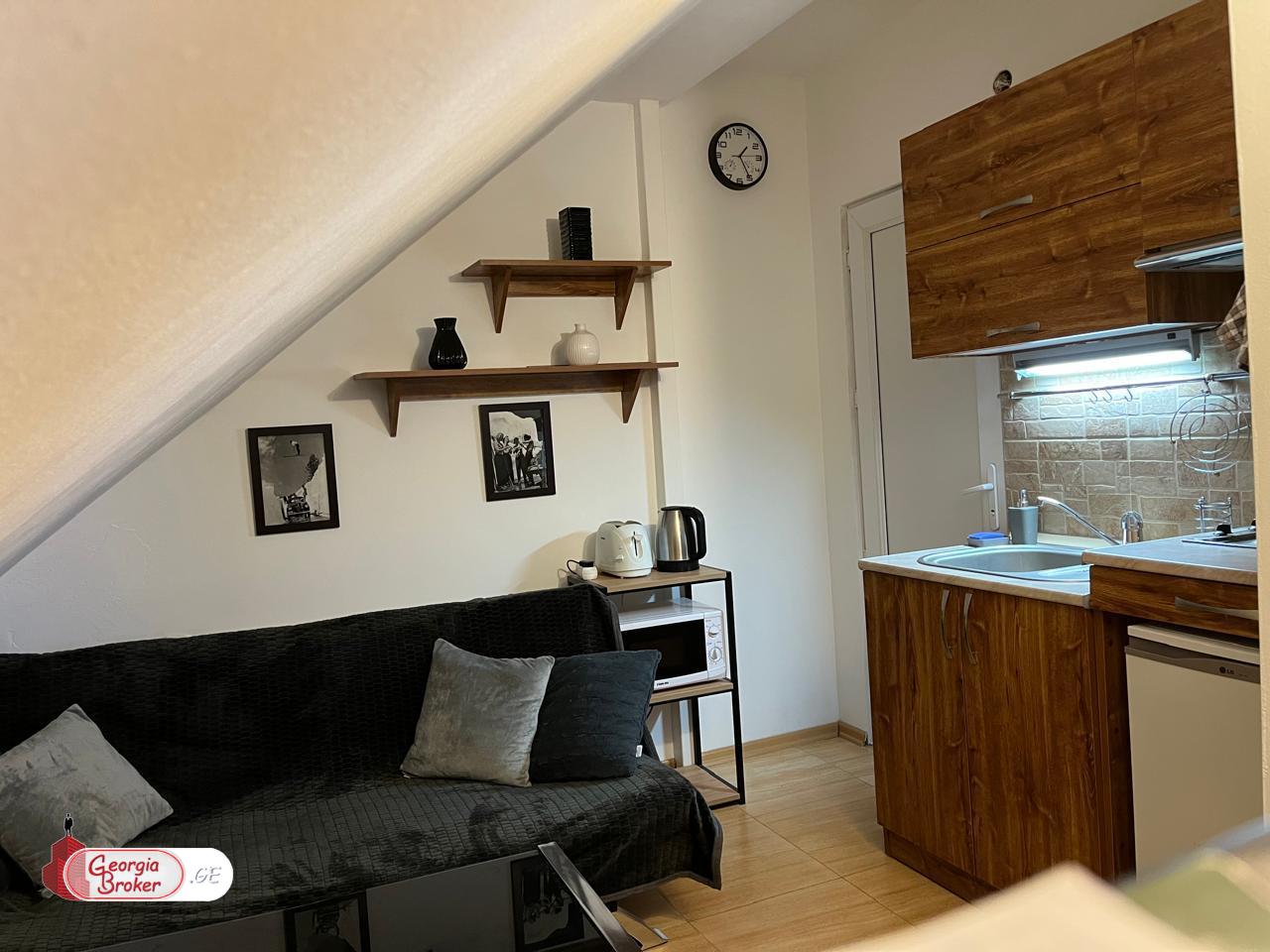 იყიდება ახალი გარემონტებული 3 ოთახიანი ბინა გუდაურში